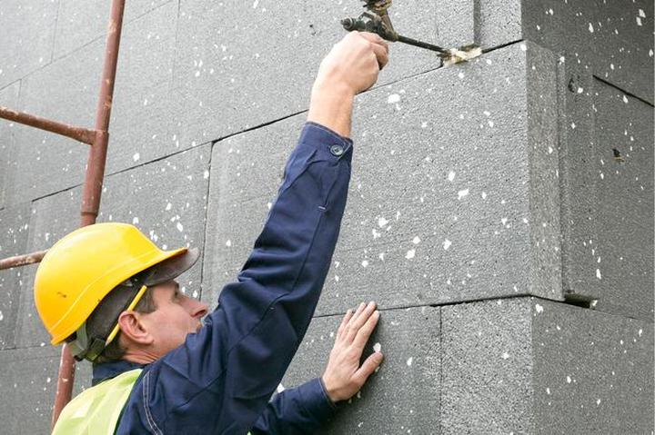 Metody klejenia styropianu