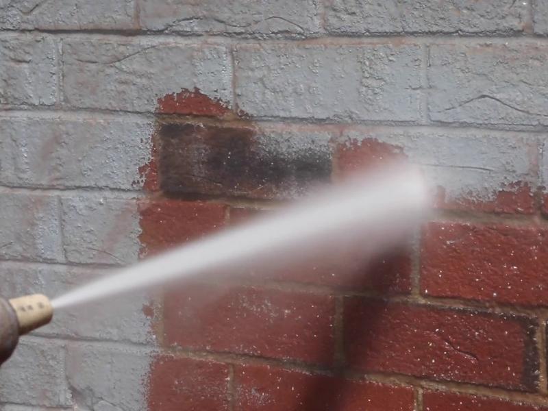 Czyszczenie cegły z zaprawy