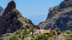 Zainwestuj w Teneryfie: Co musisz wiedzieć o pułapkach zakupu apartamentu